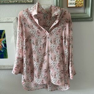 Kut from the Kloth Rose Flower Light Flowy Ladies Top Size large